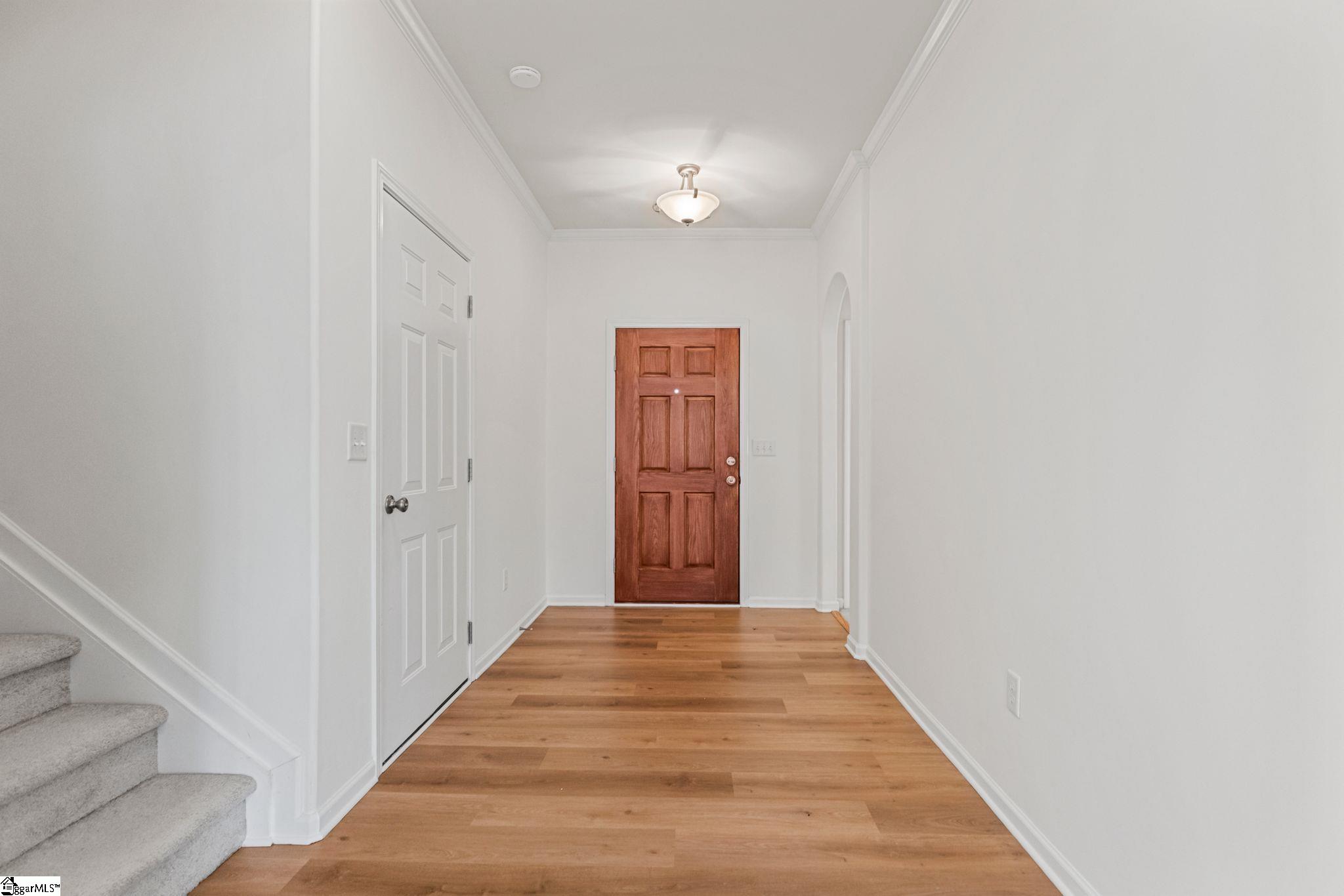 704 Center Road Taylors, SC 29687 - Photo 4 of 36