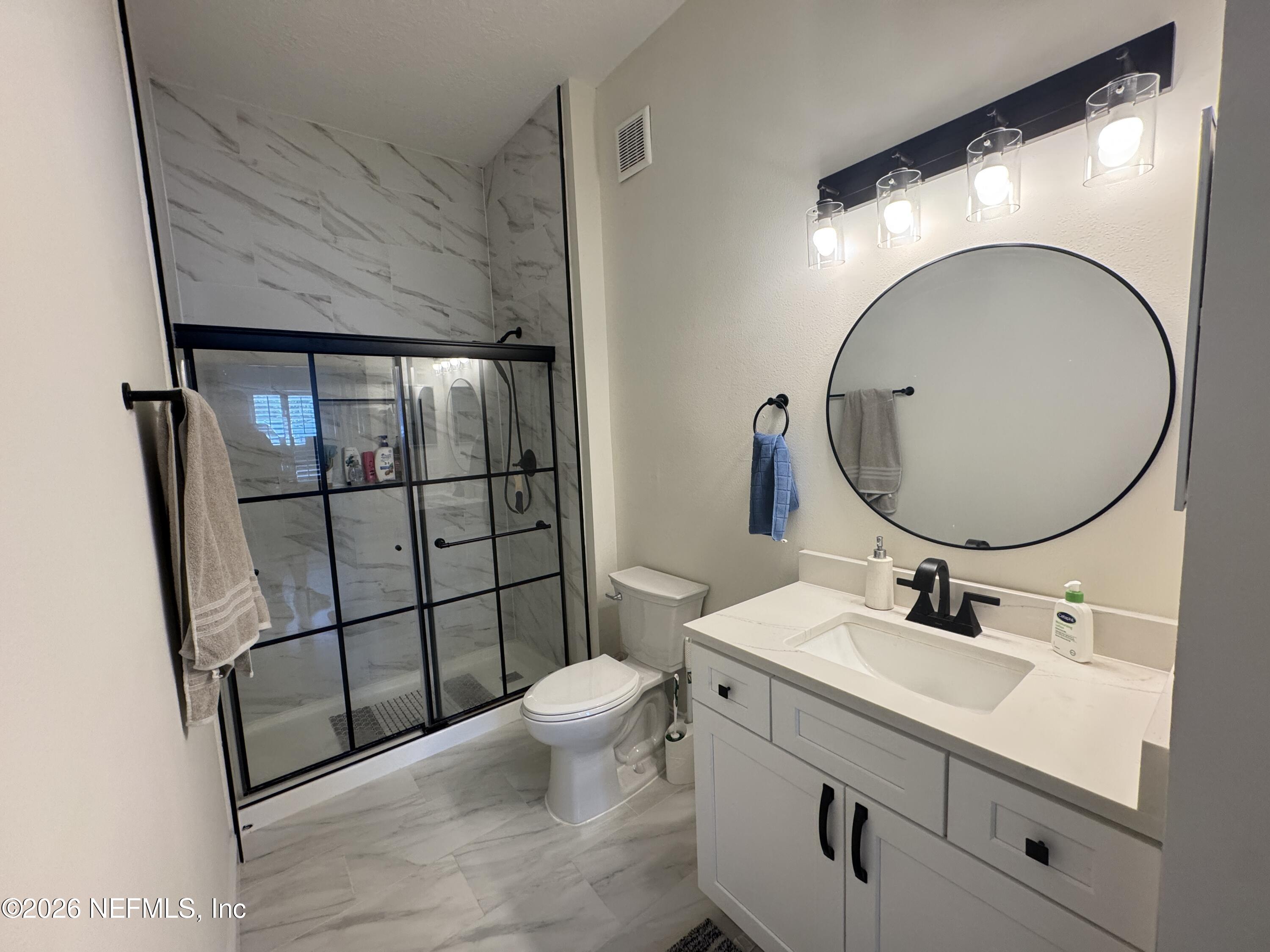 7920 Merrill Road, Unit 1205 Jacksonville, FL 32277 - Photo 16 of 25 Master Bathroom