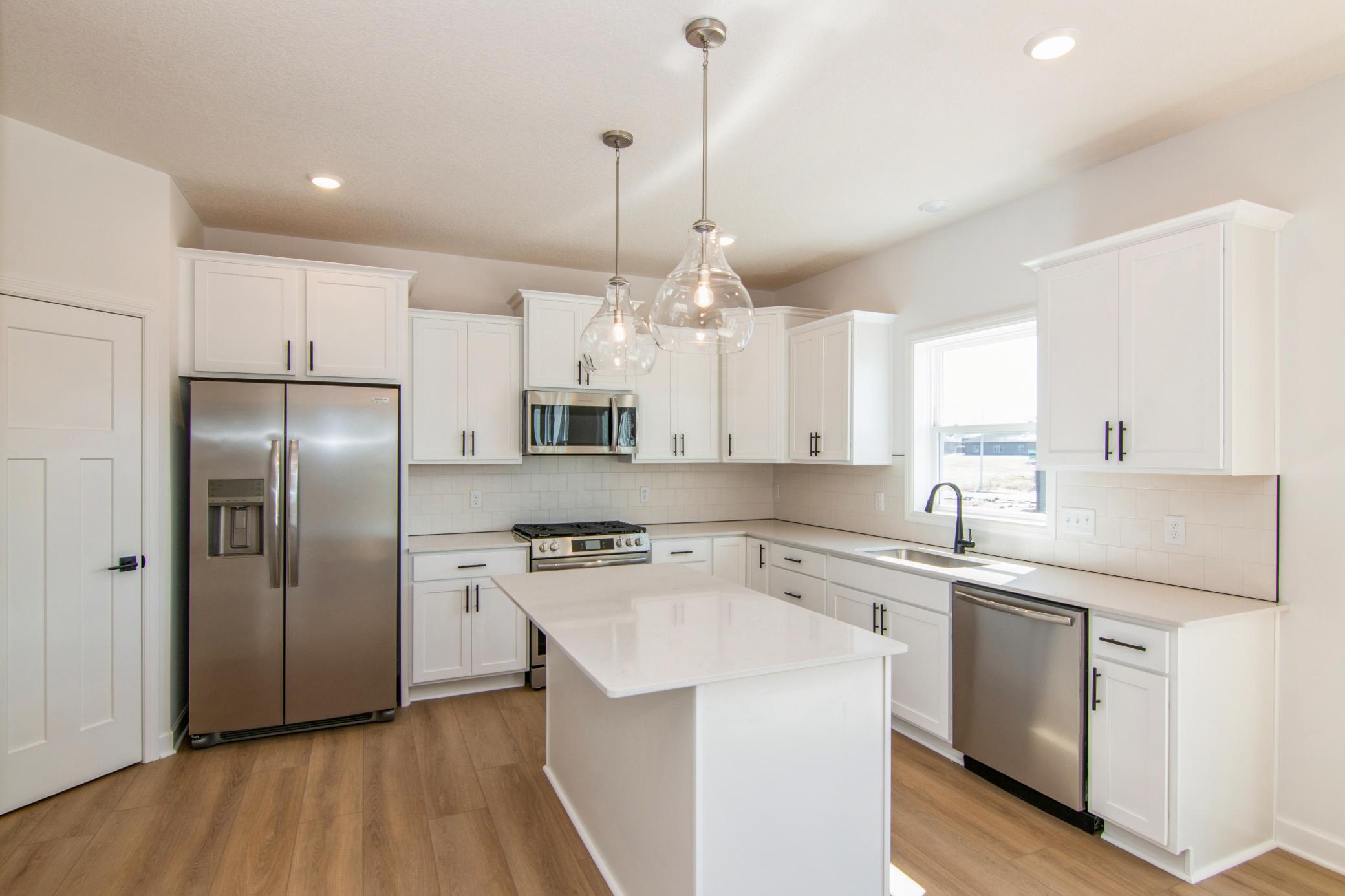 914 Milborne Lane Northwest Rochester, MN 55901 - Photo 6 of 44