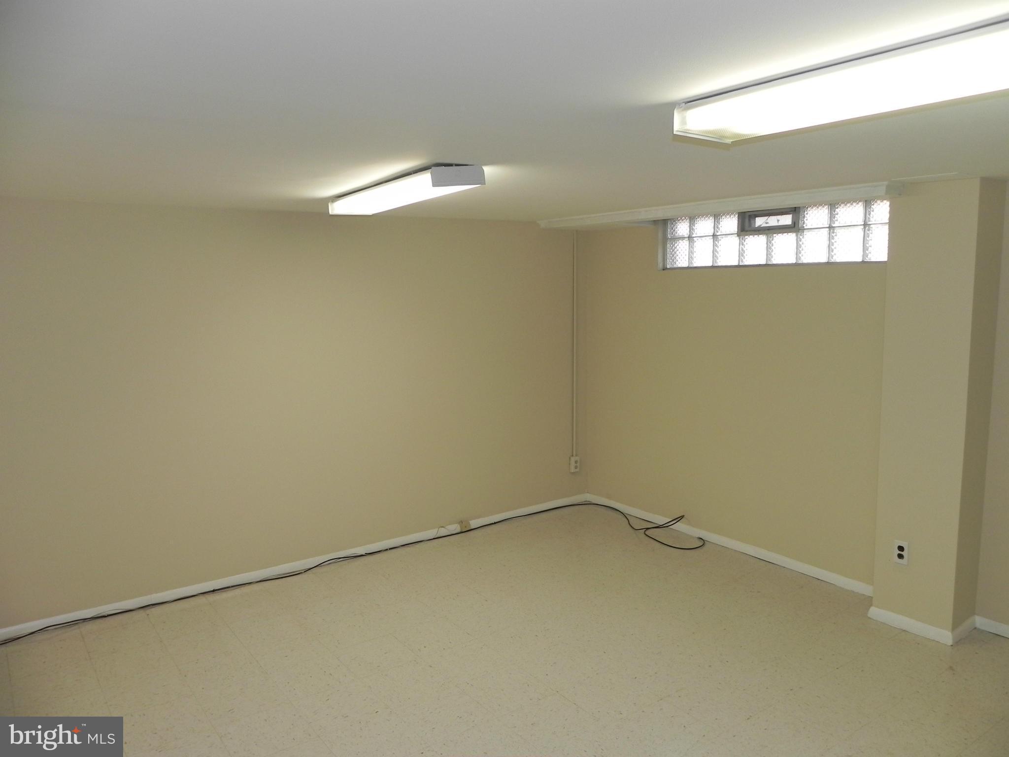 5505 Sagra Road Baltimore, MD 21239 - Photo 12 of 14 Rec Room