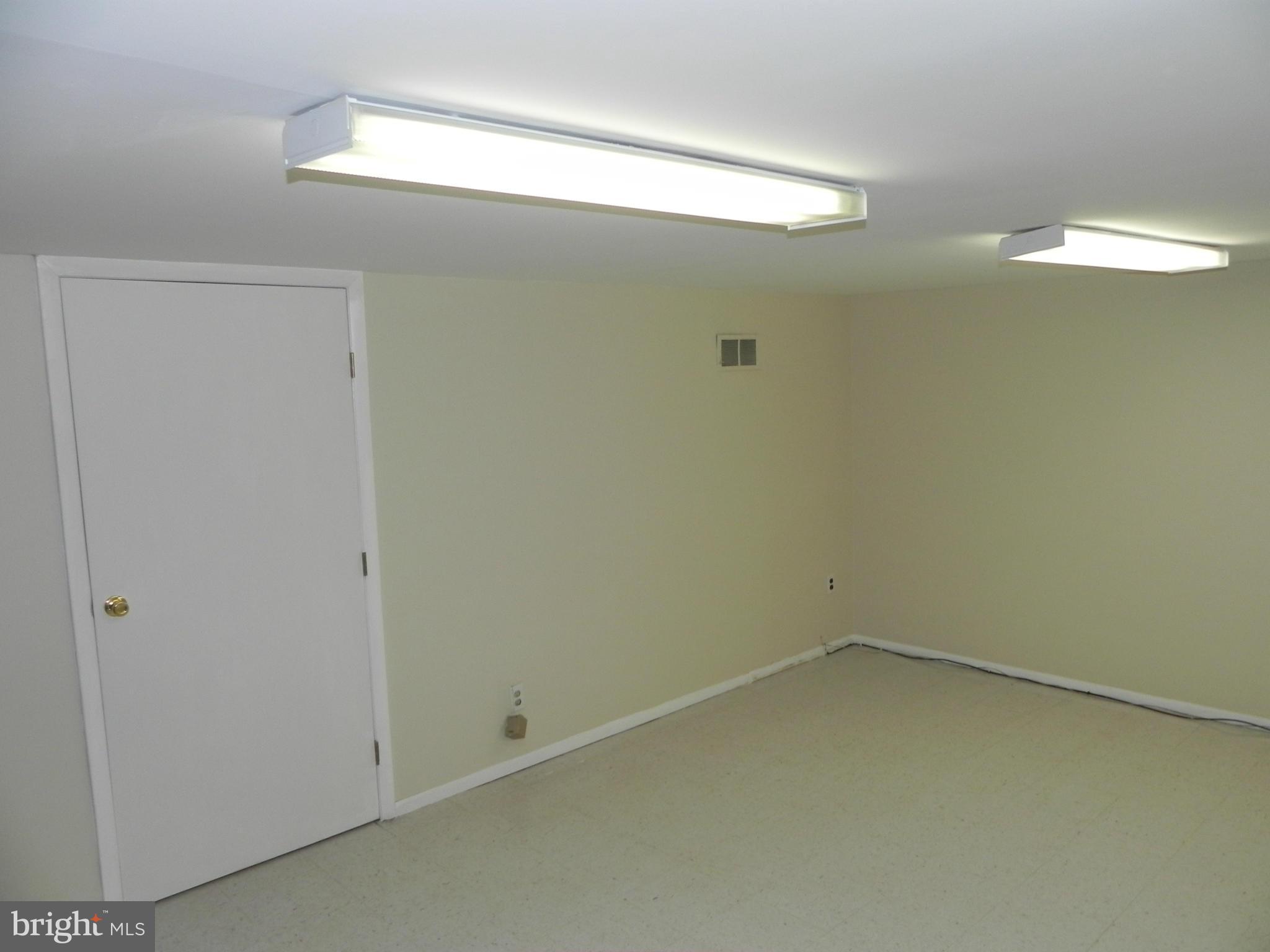 5505 Sagra Road Baltimore, MD 21239 - Photo 13 of 14 Rec Room