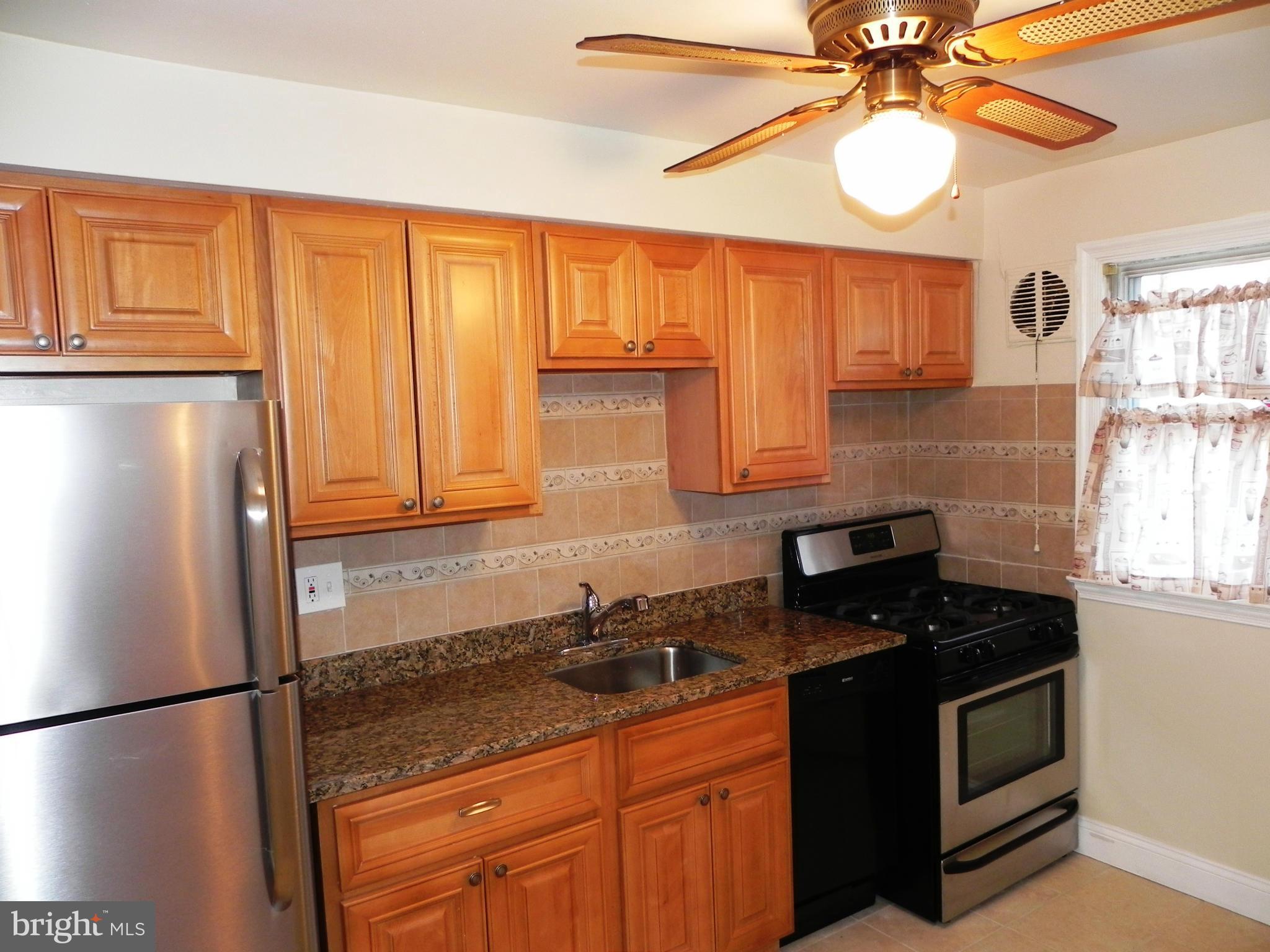 5505 Sagra Road Baltimore, MD 21239 - Photo 5 of 14 Kitchen