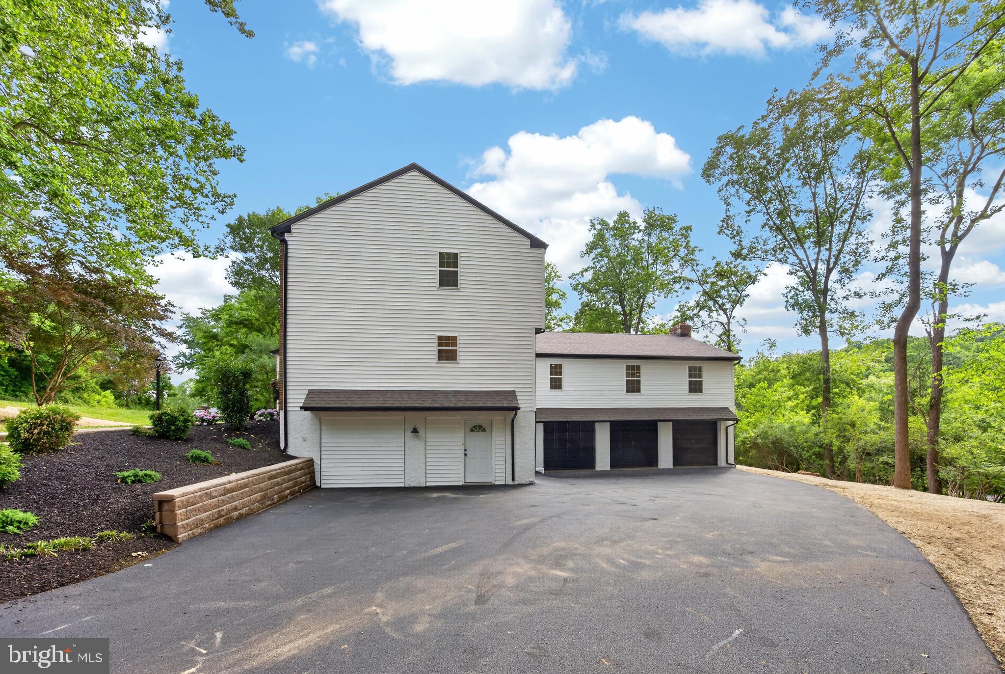 303 Norwood Road Downingtown, PA 19335 - Photo 7 of 48