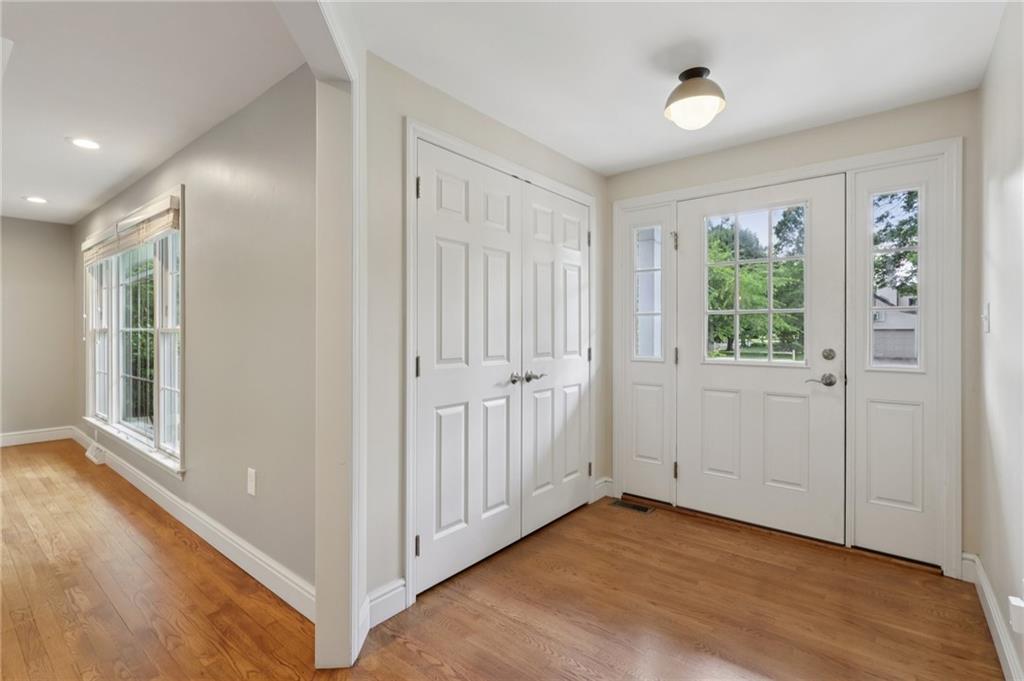 200 Neville Road Sewickley, PA 15143 - Photo 4 of 50 Gallery Image 4