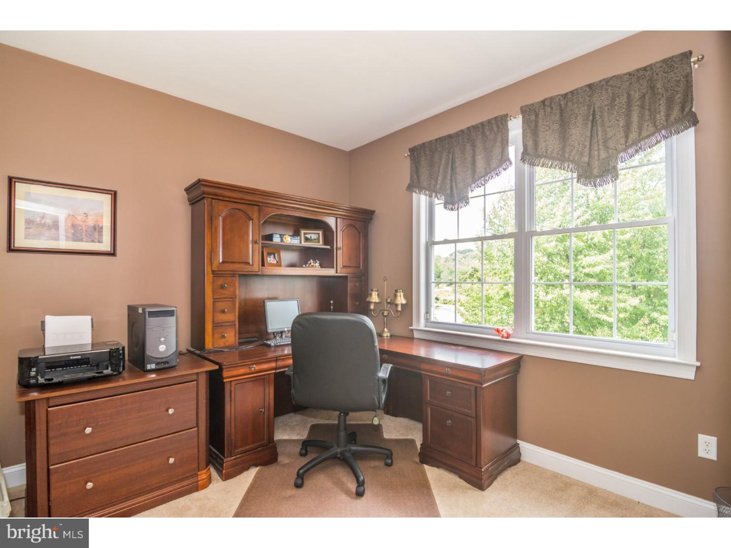 1996 Knight Road Green Lane, PA 18054 - Photo 13 of 24 Office / Study