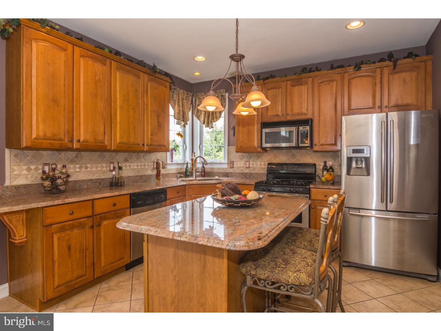 1996 Knight Road Green Lane, PA 18054 - Photo 9 of 24 Kitchen