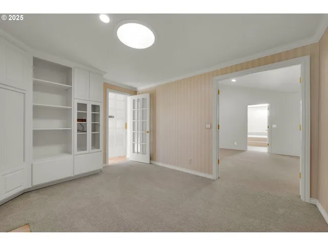 $1,290,000 | 410 Spyglass Drive, Eugene, OR 97401