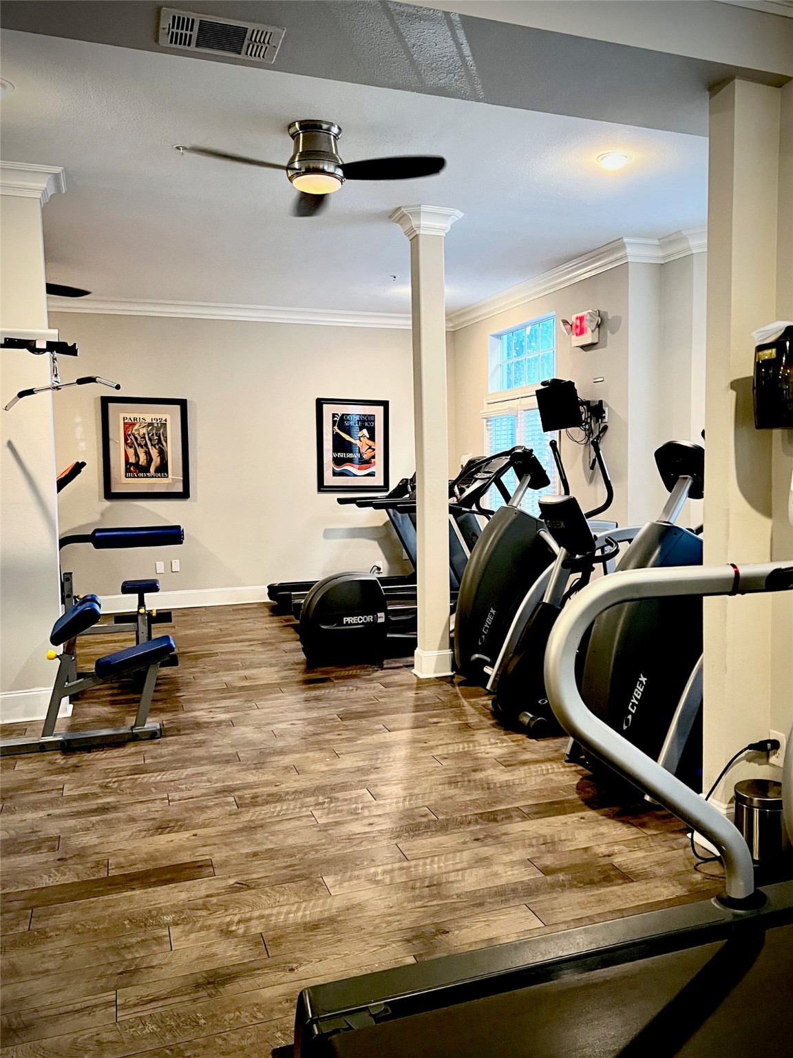 5353 Memorial Drive, Unit 1004 Houston, TX 77007 - Photo 13 of 19 Gym is open 24/7