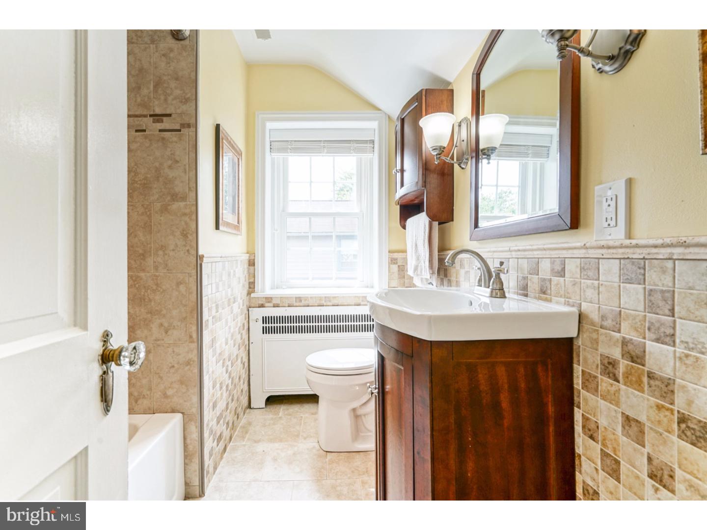2162 East County Line Road Ardmore, PA 19003 - Photo 16 of 24 Bathroom