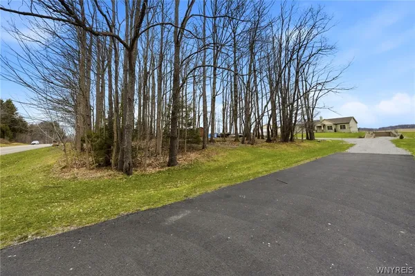 $750,000 | 11985 Sisson Highway, North Collins, NY 14111