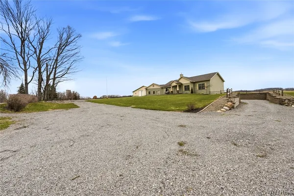 $750,000 | 11985 Sisson Highway, North Collins, NY 14111