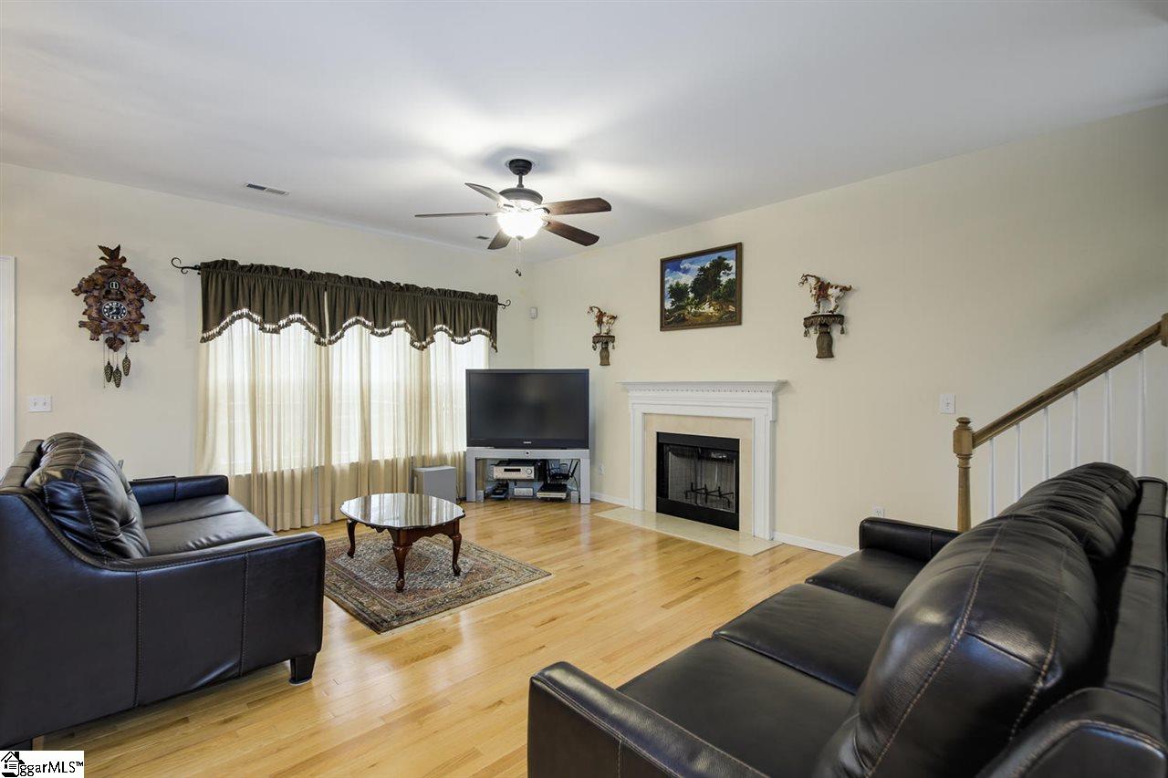 102 Myrtle Way Greer, SC 29650 - Photo 8 of 34 Gallery Image 8
