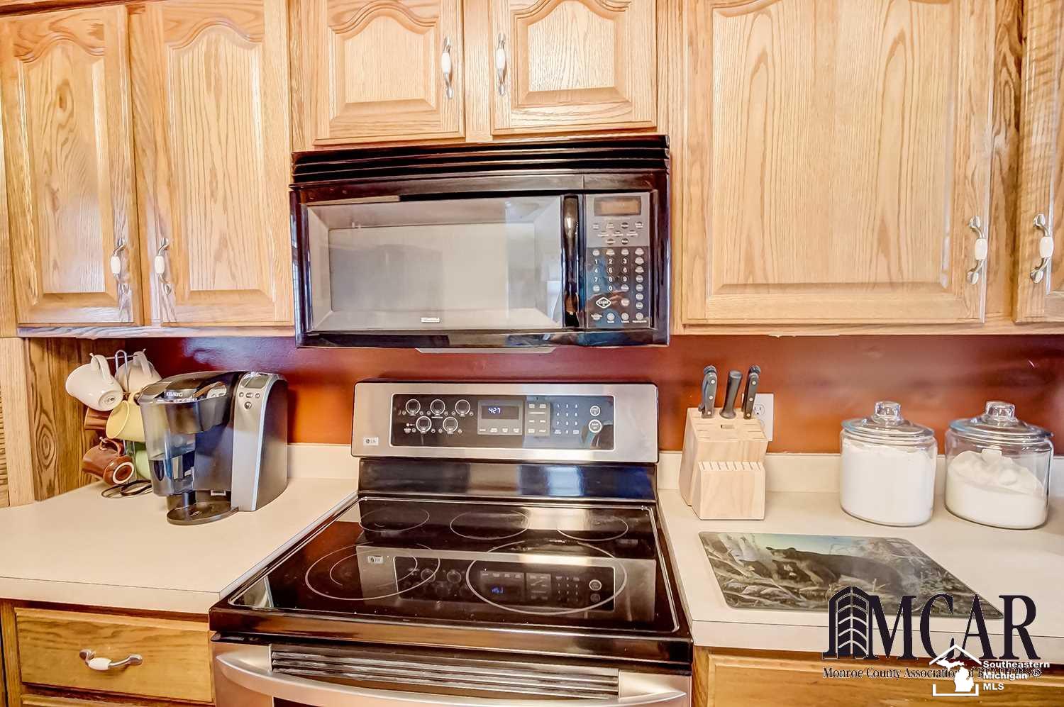 440 Nieman Road Dundee, MI 48131 - Photo 18 of 45 21438399-17.JPG
