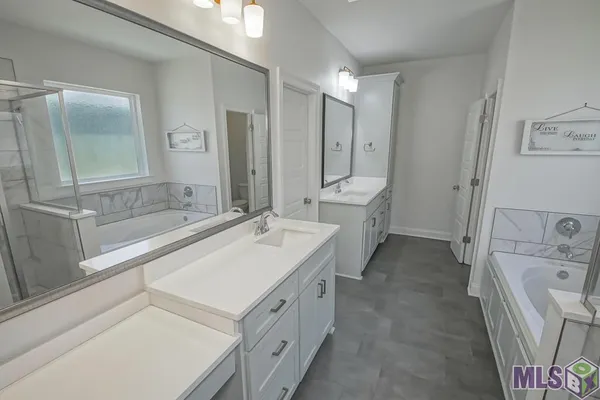 $540,000 | 17719 Empress Drive, Greenwell Springs, LA 70739