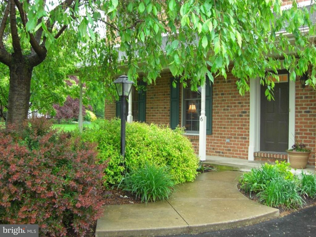 6 West Lexington Road Lititz, PA 17543 - Photo 8 of 15