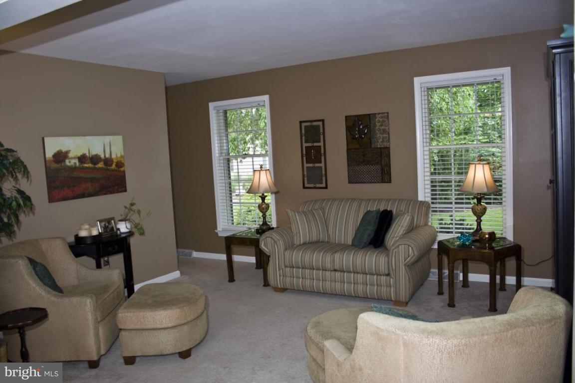 6 West Lexington Road Lititz, PA 17543 - Photo 9 of 15