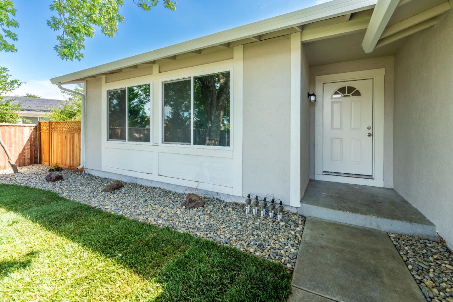 477 Rodeo Place San Jose, CA 95111 - Photo 3 of 16 Gallery Image 3