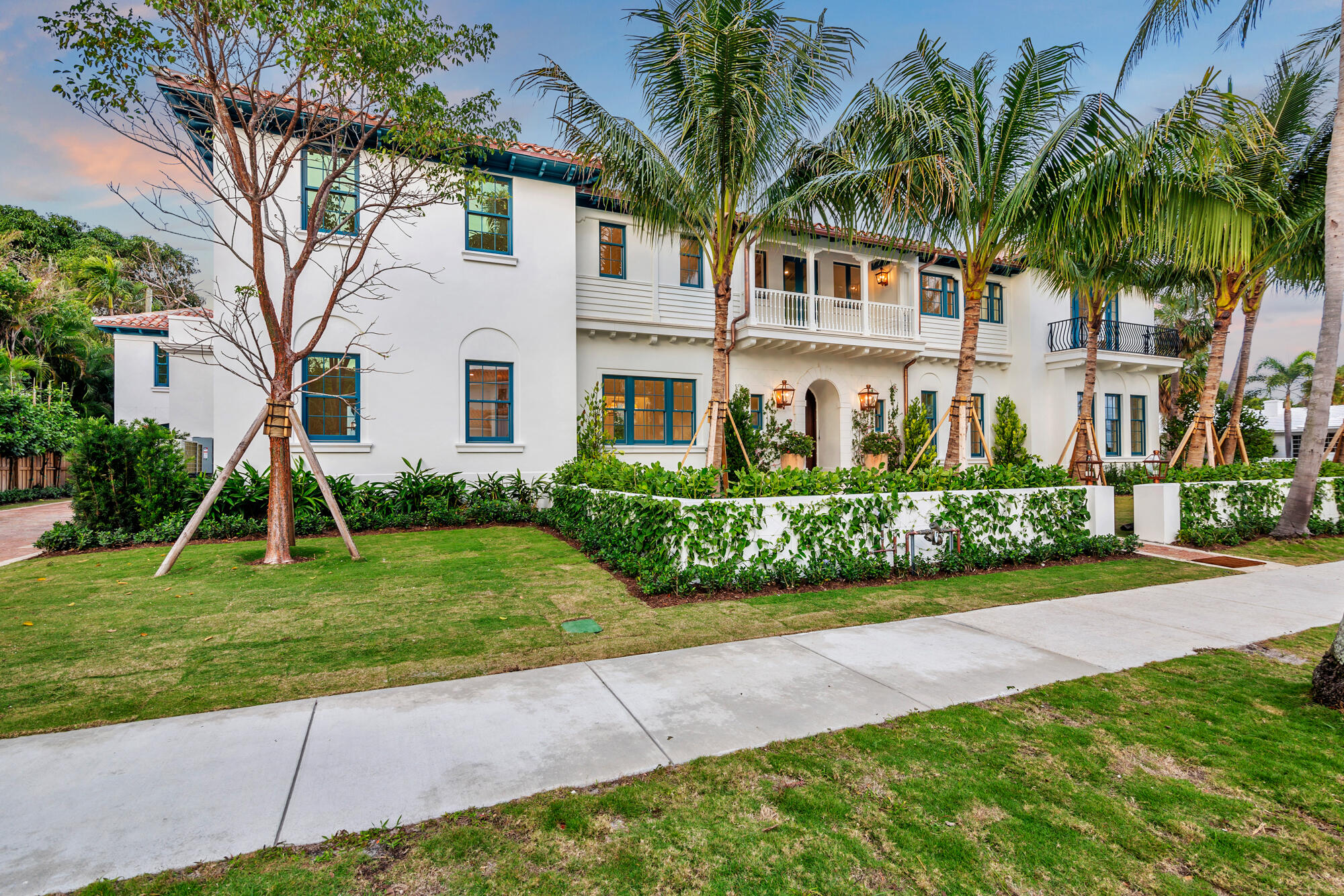 201 Sunset Road West Palm Beach, FL 33401 - Photo 2 of 25 low-2