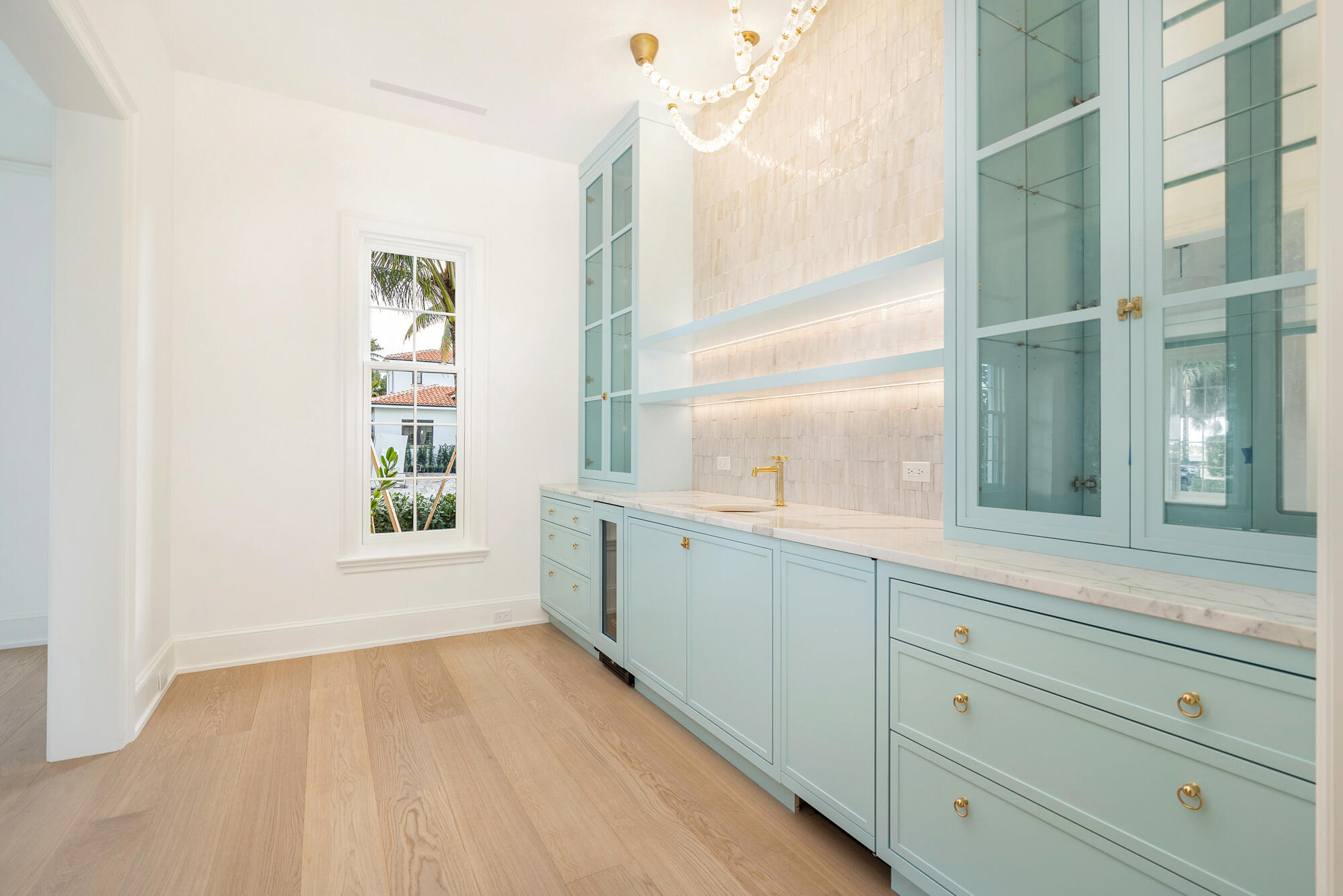 201 Sunset Road West Palm Beach, FL 33401 - Photo 4 of 25 low-16
