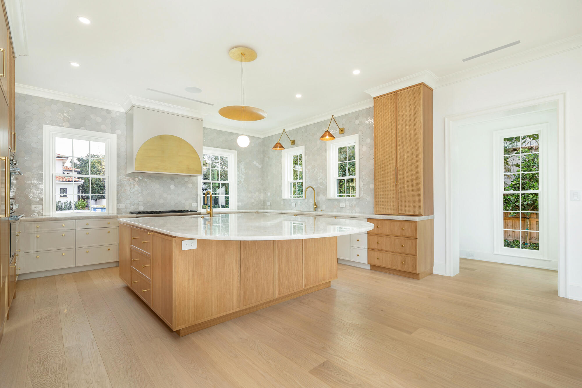 201 Sunset Road West Palm Beach, FL 33401 - Photo 10 of 25 low-8