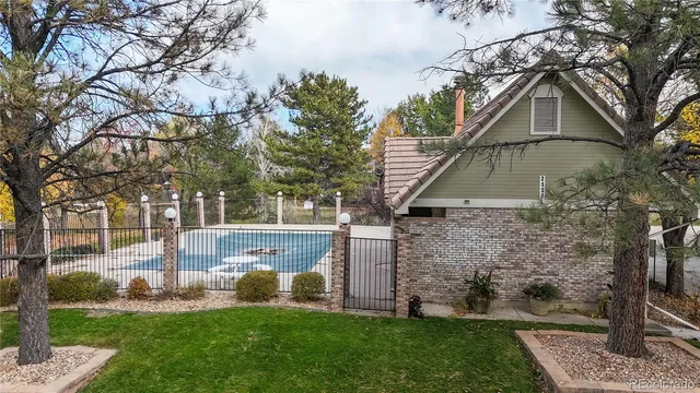 a view of house with garden