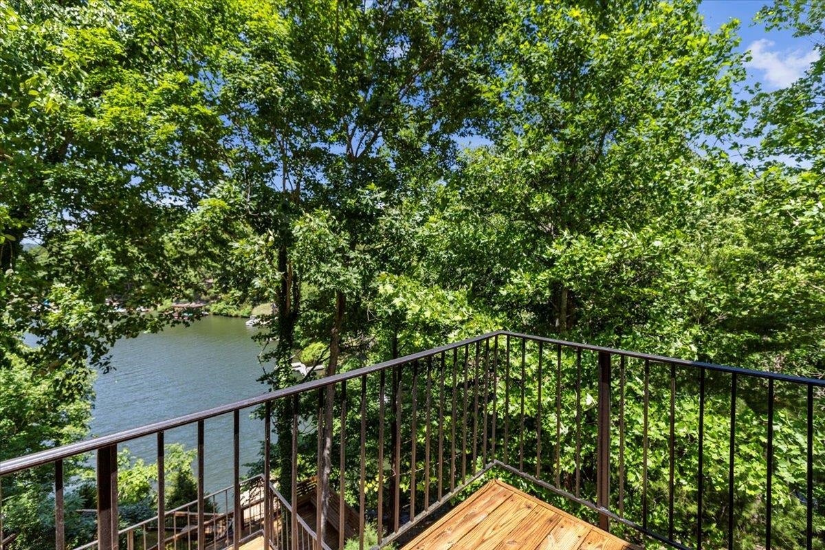 4743 Twin Coves Road Radford, VA 24141 - Photo 26 of 82 Gallery Image 26