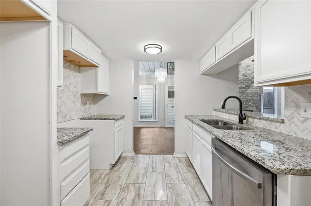 $309,900 | 1682 Choteau Circle, Grapevine, TX 76051