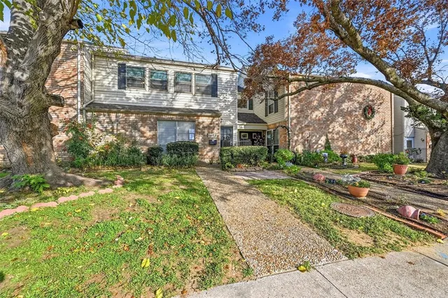 $309,900 | 1682 Choteau Circle, Grapevine, TX 76051