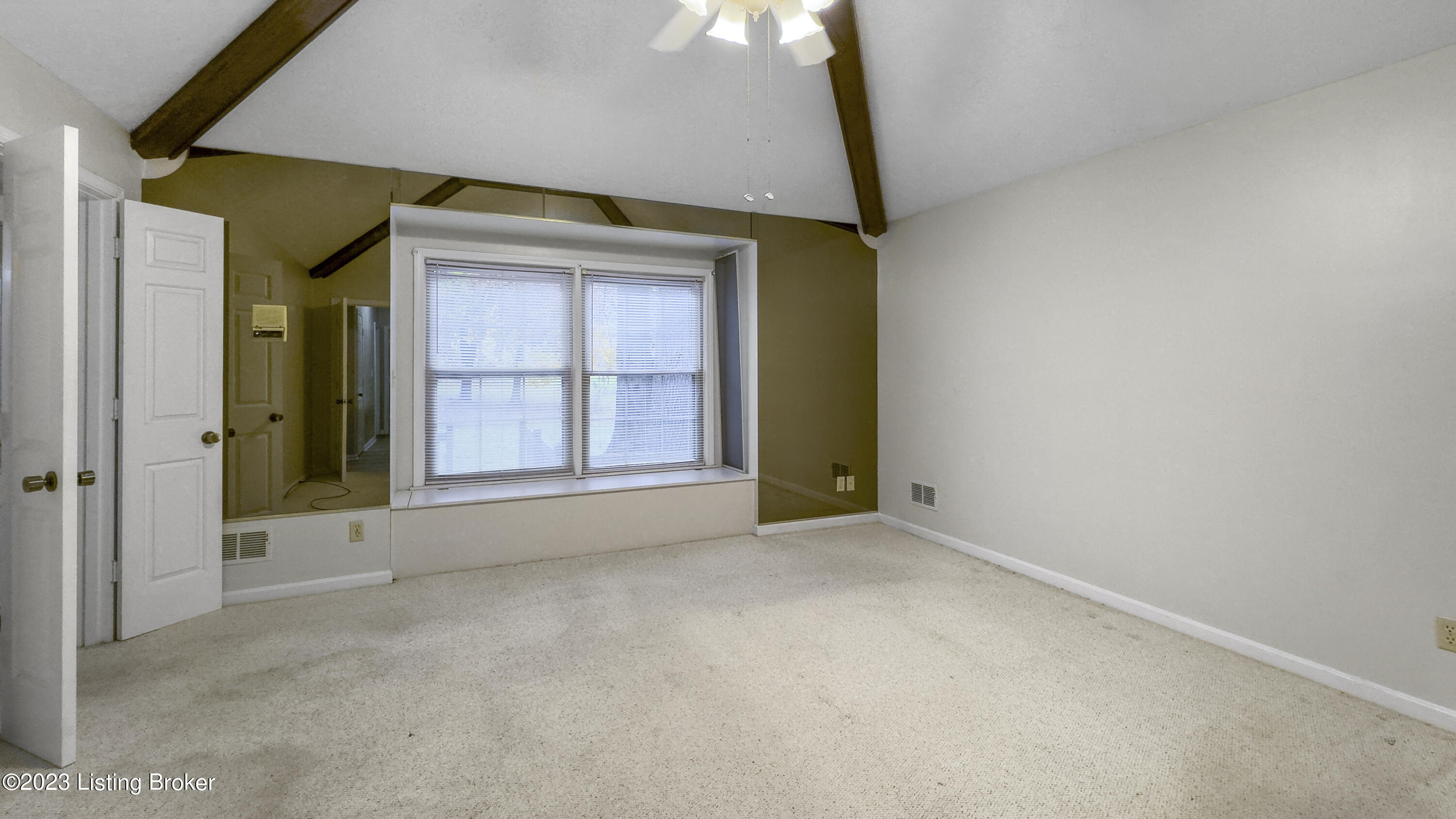 9898 Fairmount Road Louisville, KY 40291 - Photo 27 of 53 Primary Bedroom