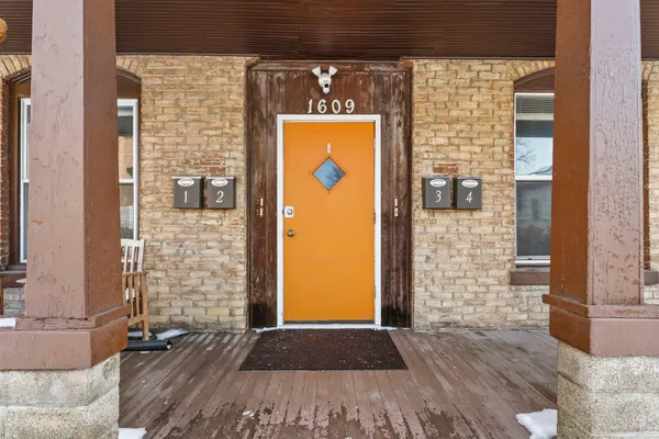 $749,900 | 1609 4th Street Northeast, Minneapolis, MN 55413