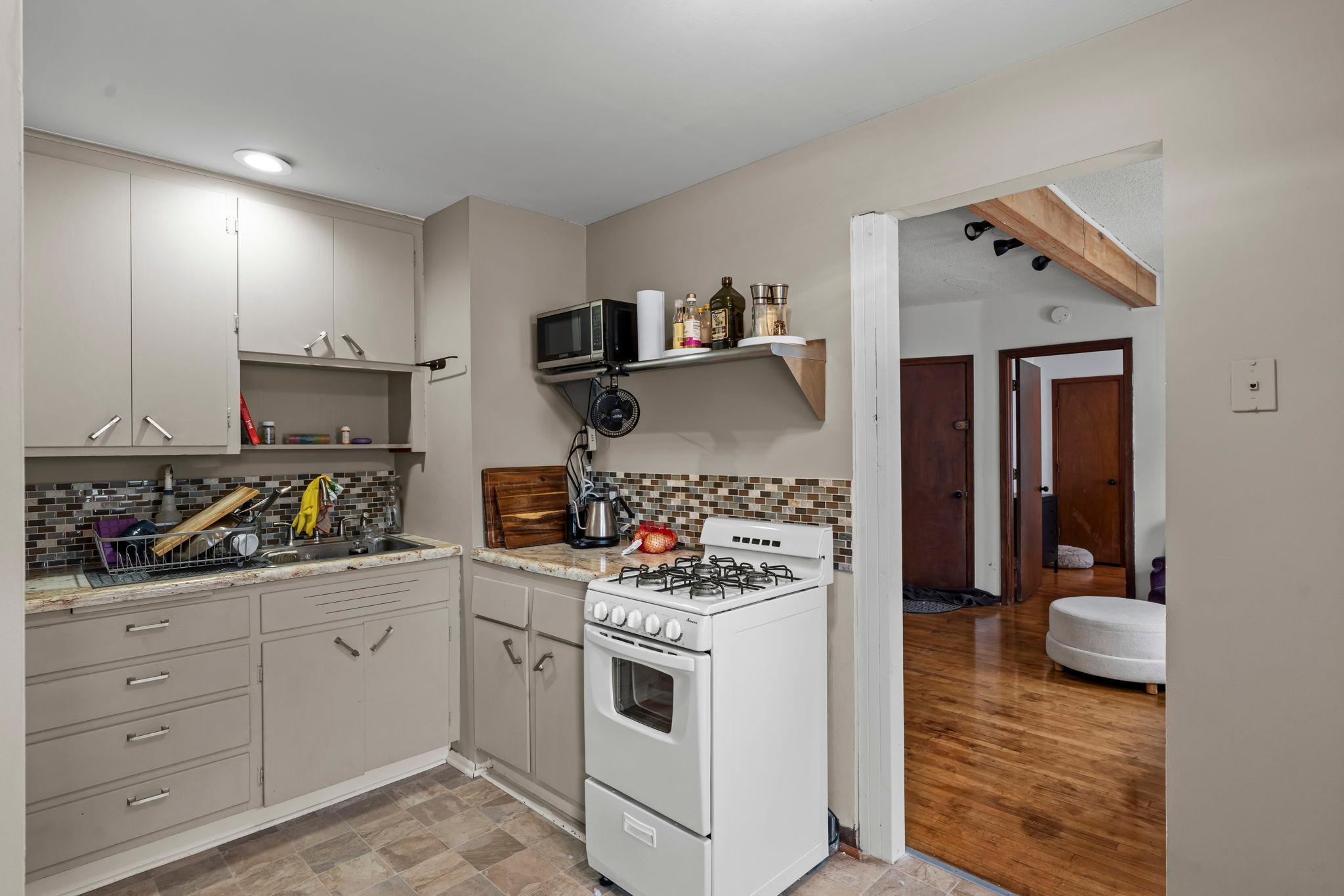 1609 4th Street Northeast Minneapolis, MN 55413 - Photo 32 of 48