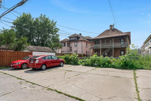 $749,900 | 1609 4th Street Northeast, Minneapolis, MN 55413