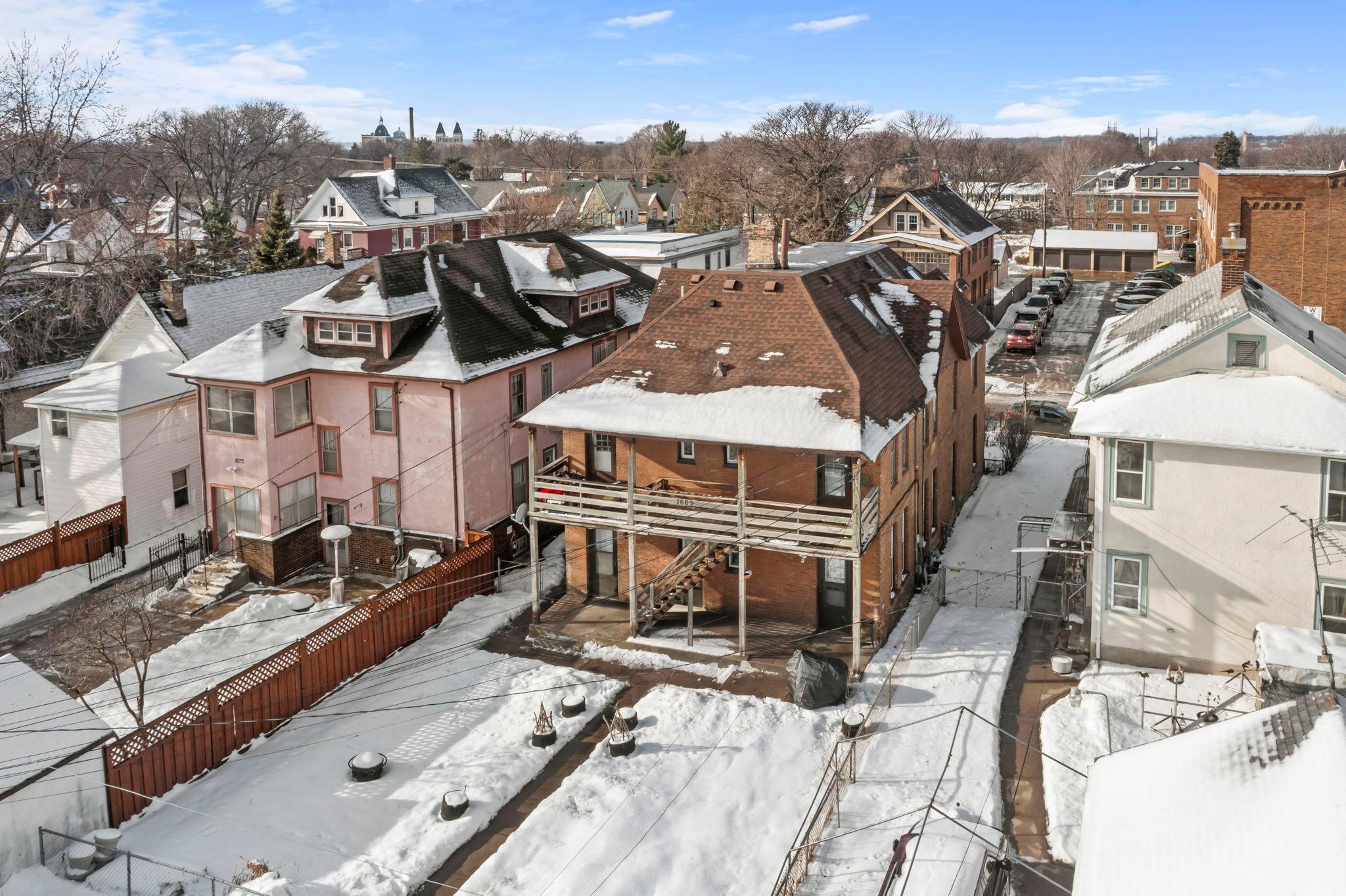 1609 4th Street Northeast Minneapolis, MN 55413 - Photo 5 of 48