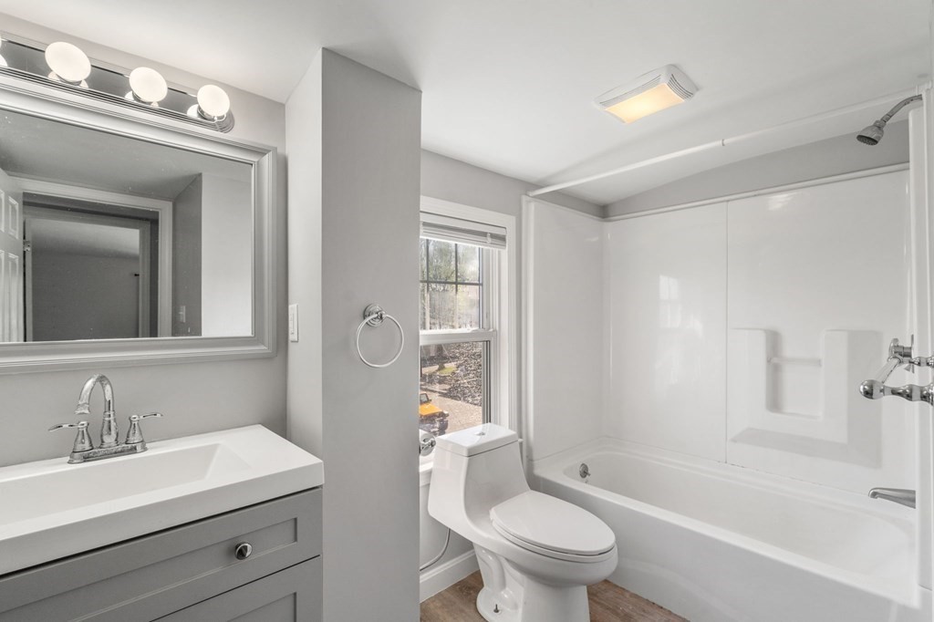 23 Staten Road Braintree, MA 02184 - Photo 18 of 25 Gallery Image 18