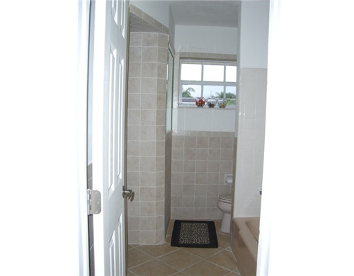 974 Southwest 9th Terrace Boca Raton, FL 33486 - Photo 12 of 20 Additional Photo