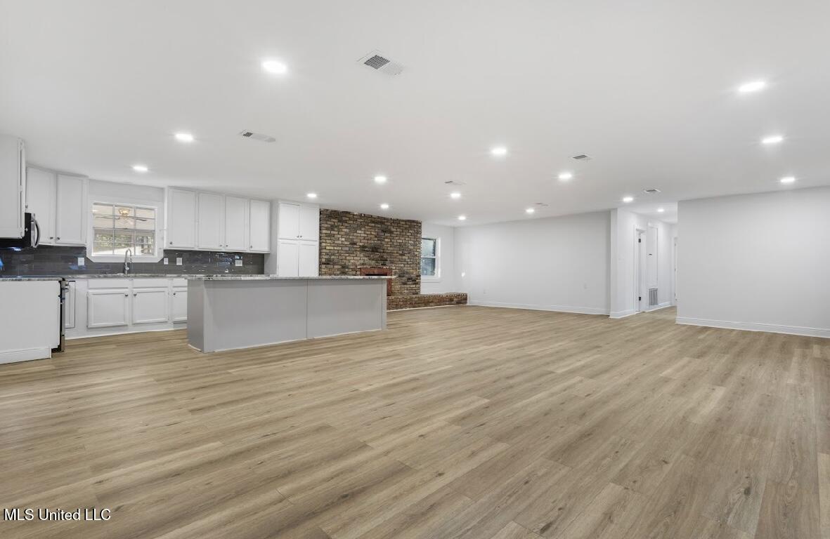 4024 Castenera Avenue Moss Point, MS 39563 - Photo 15 of 59 IMG_1281