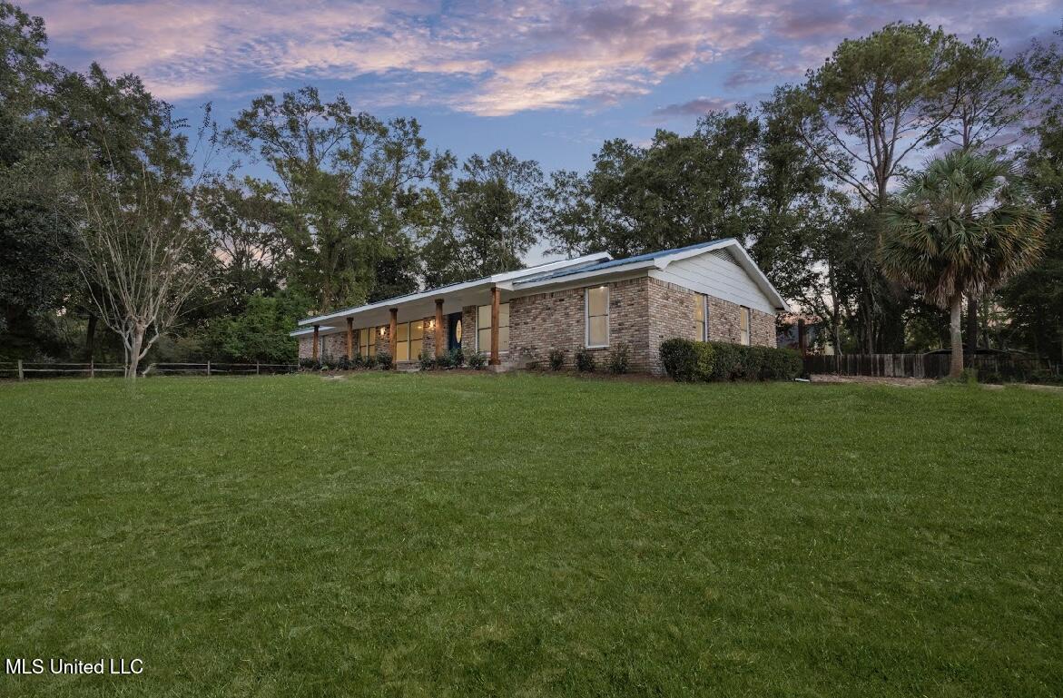 4024 Castenera Avenue Moss Point, MS 39563 - Photo 2 of 59 IMG_1318