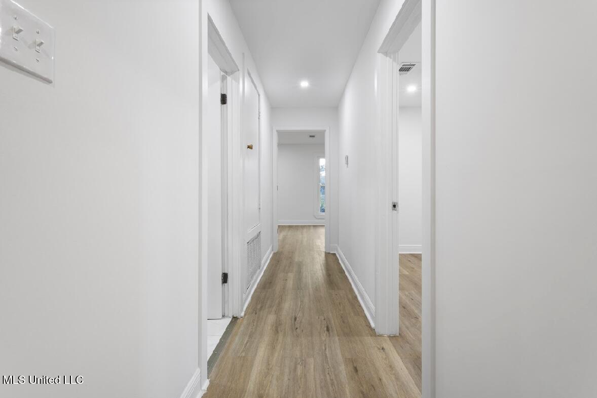 4024 Castenera Avenue Moss Point, MS 39563 - Photo 23 of 59 IMG_1289