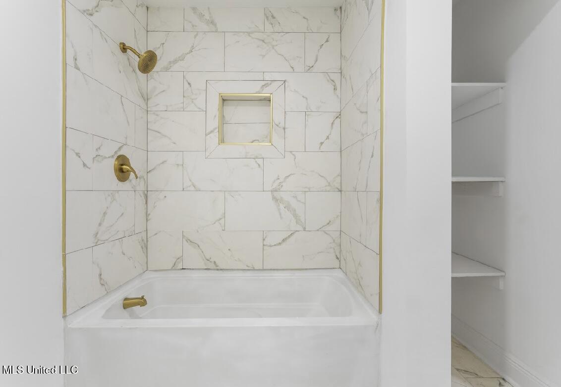 4024 Castenera Avenue Moss Point, MS 39563 - Photo 30 of 59 IMG_1295