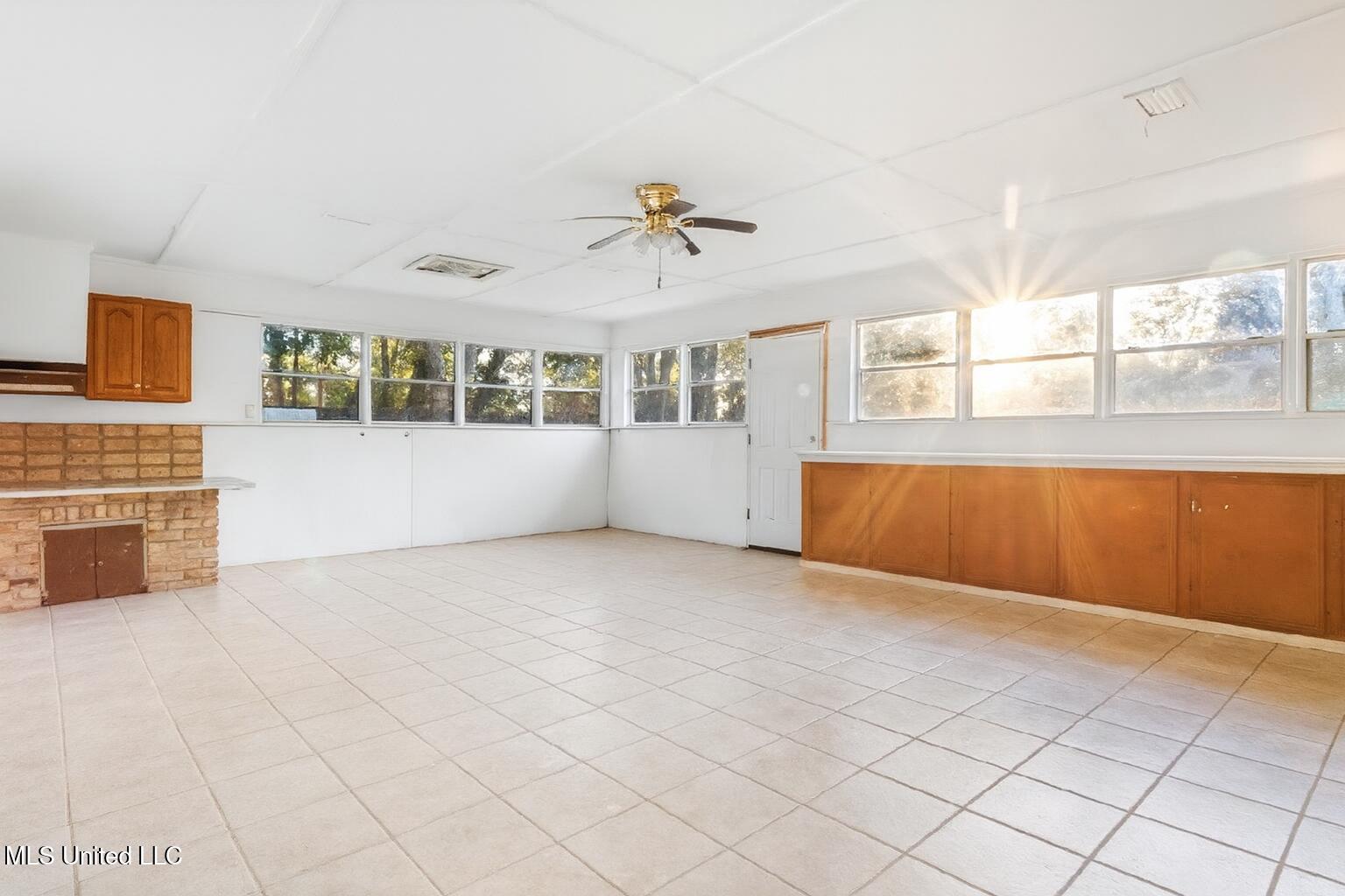 4024 Castenera Avenue Moss Point, MS 39563 - Photo 36 of 59 CFE8C53B-F77D-4DB5-9023-214C3357C225