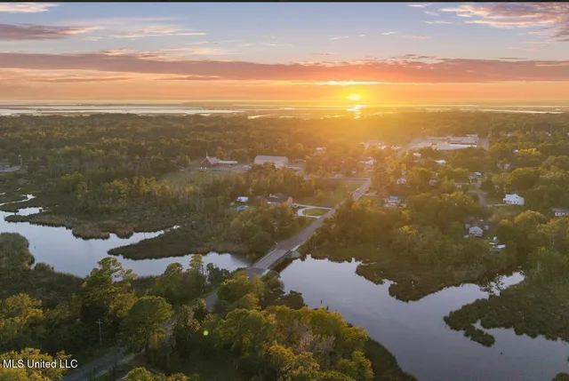 $329,000 | 4024 Castenera Avenue, Moss Point, MS 39563