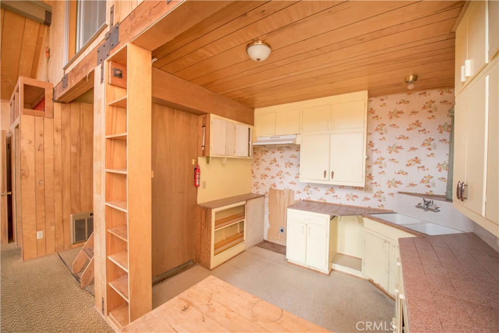 24 Fredalba Road Running Springs, CA 92382 - Photo 17 of 34 Gallery Image 17