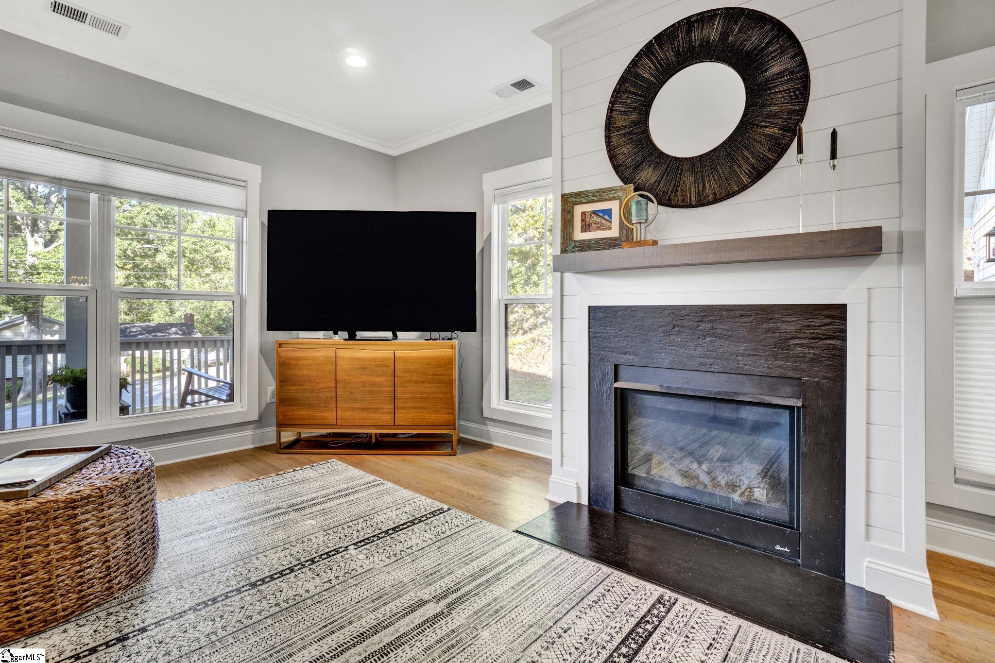 2 Arbutus Trail Greenville, SC 29607 - Photo 5 of 42 Gallery Image 5