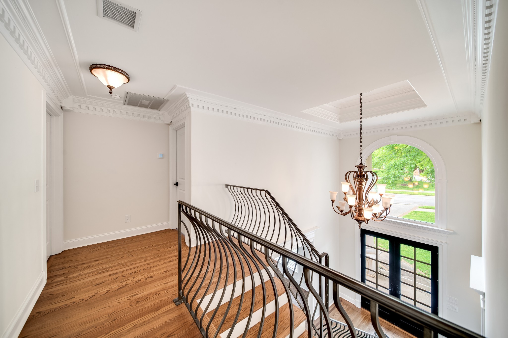 116 Foxcross Road Hendersonville, TN 37075 - Photo 47 of 57 a view of entryway with a window