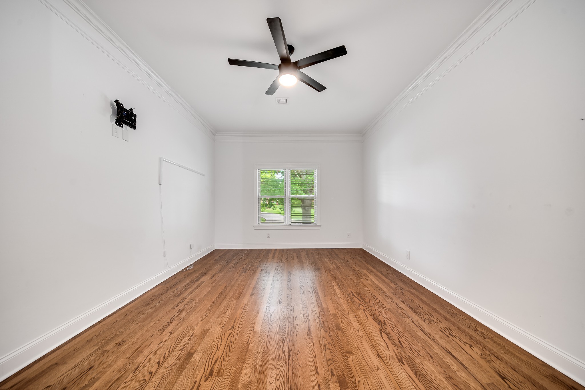 116 Foxcross Road Hendersonville, TN 37075 - Photo 49 of 57 an empty room with wooden floor and windows