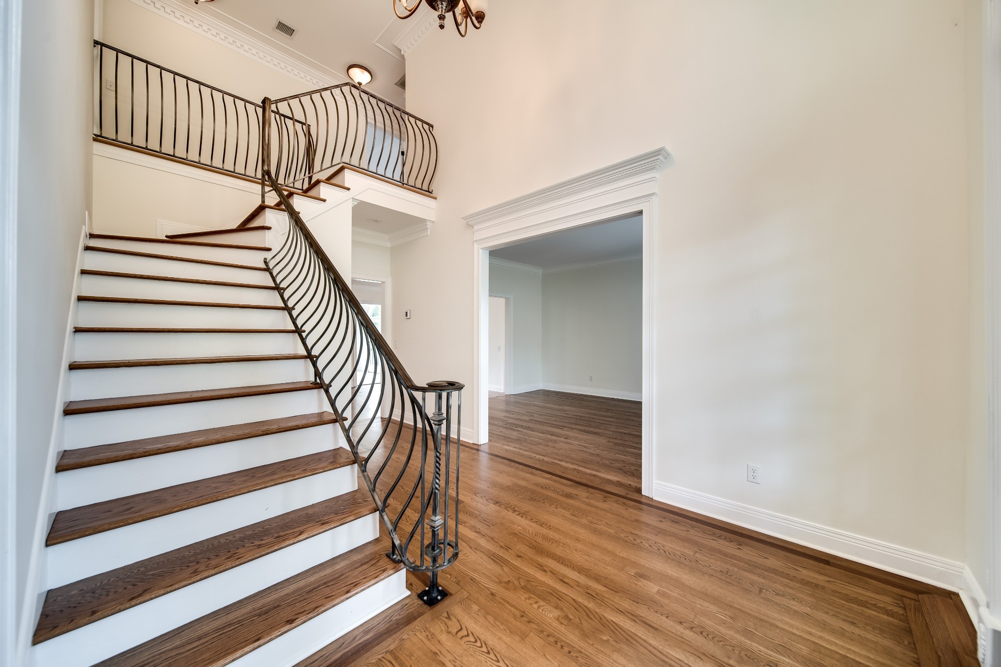 116 Foxcross Road Hendersonville, TN 37075 - Photo 5 of 57 a view of entryway with wooden floor