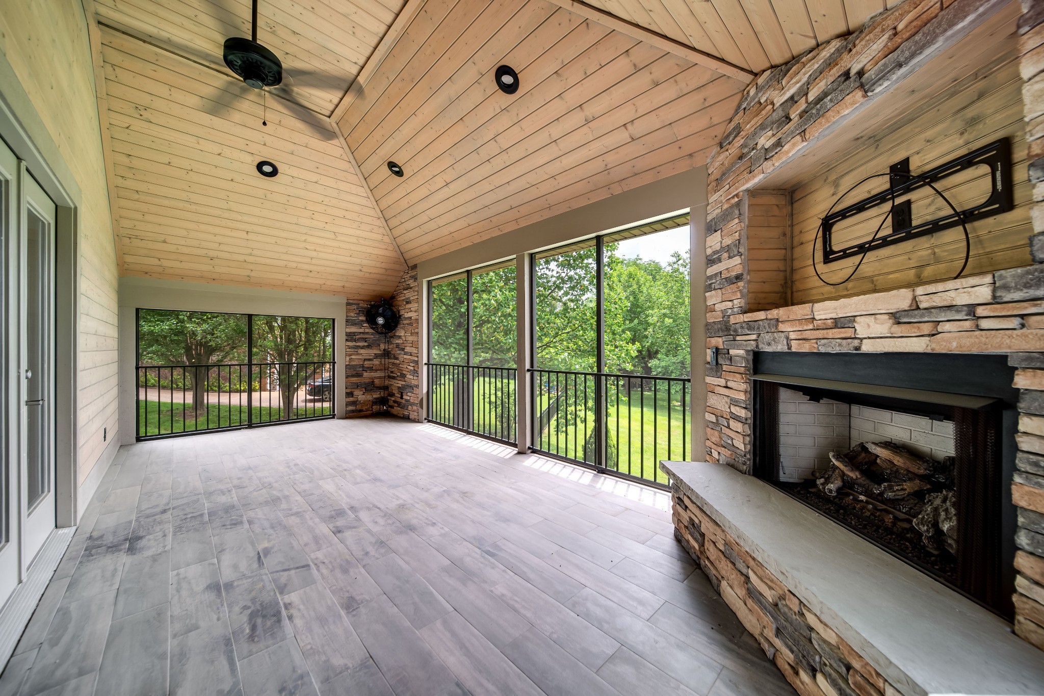 116 Foxcross Road Hendersonville, TN 37075 - Photo 51 of 57 a view of porch with furniture and a backyard