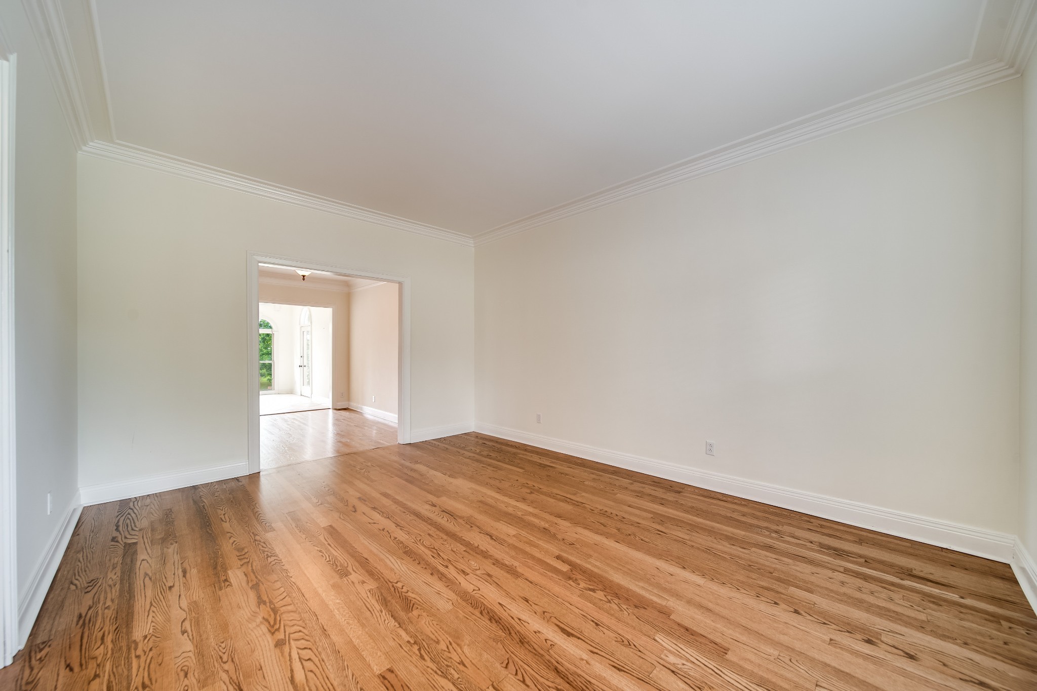 116 Foxcross Road Hendersonville, TN 37075 - Photo 8 of 57 a view of an empty room and wooden floor