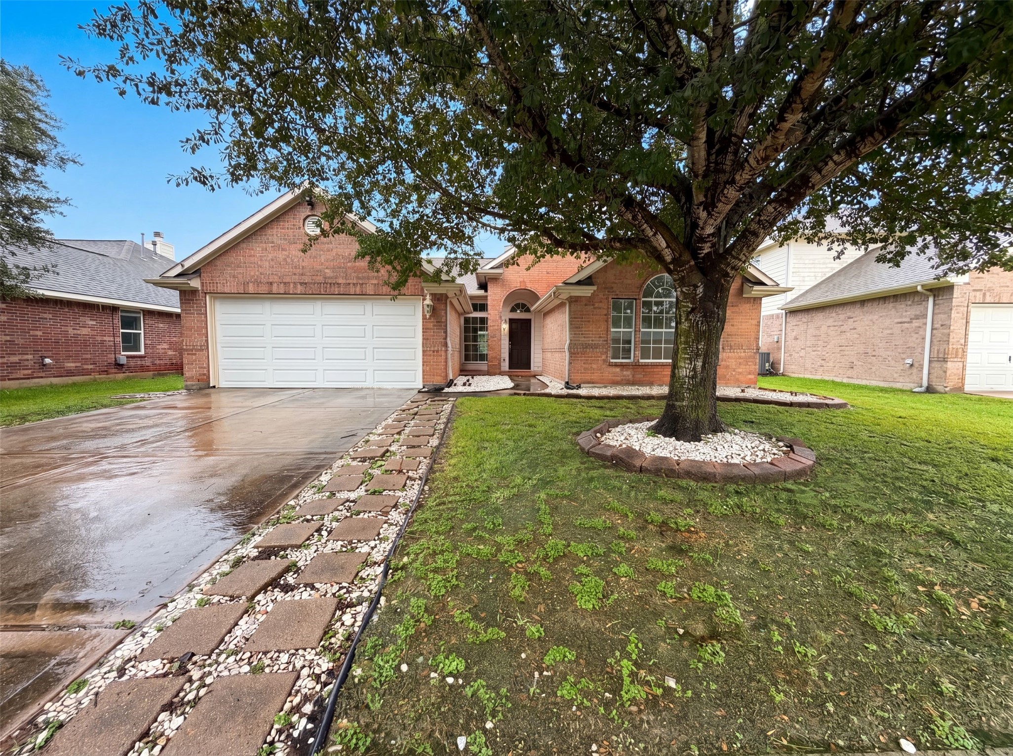 2127 Hannover Way Spring, TX 77388 - Photo 1 of 20