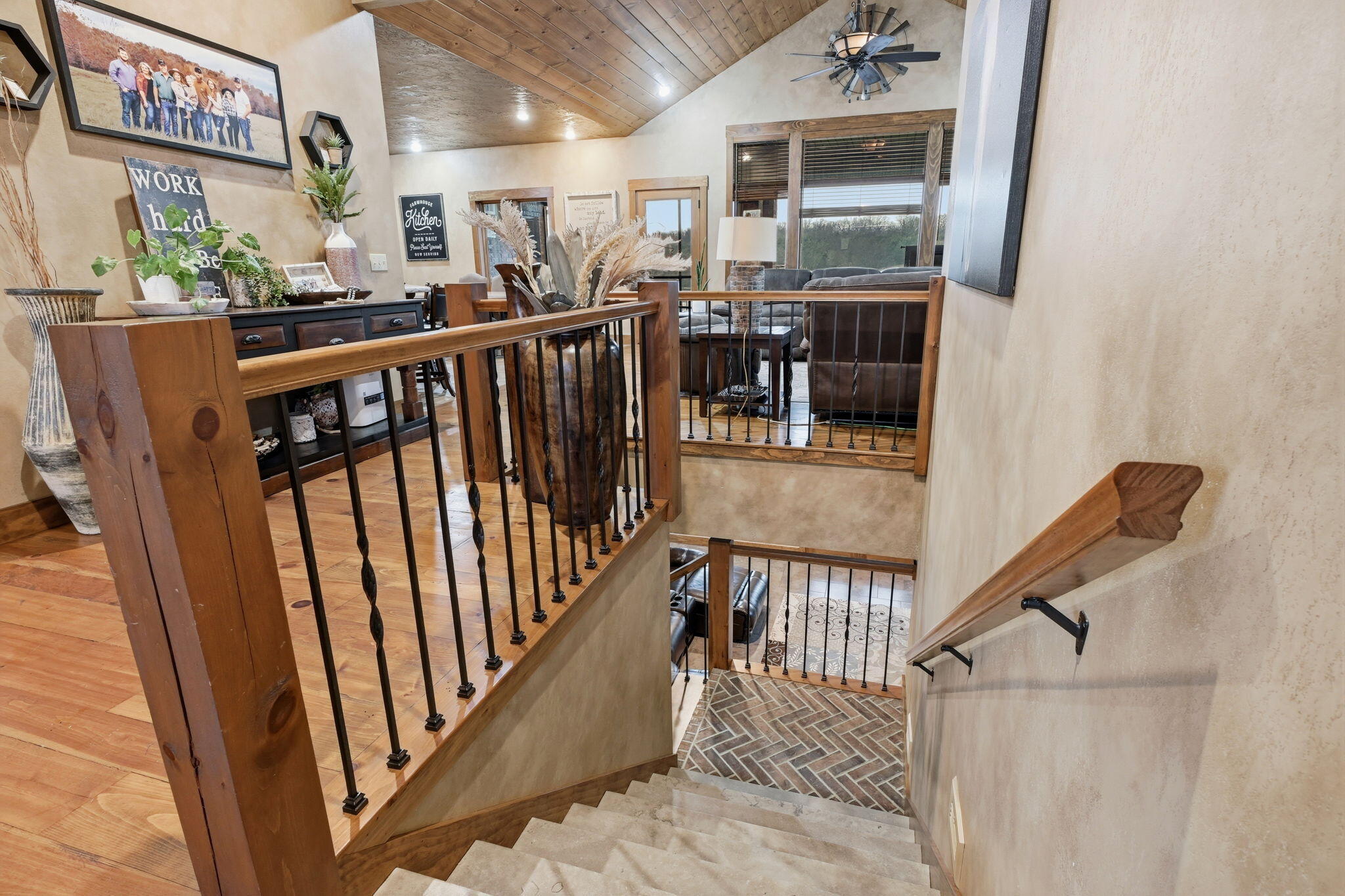 3803 South 225th Road, Unit TRACT 1 Buffalo, MO 65622 - Photo 49 of 115 Stairway
